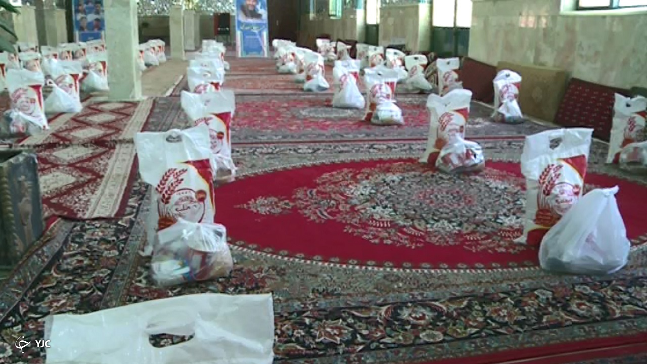 توزیع ۱۵۰ بسته کمک مومنانه در خنداب