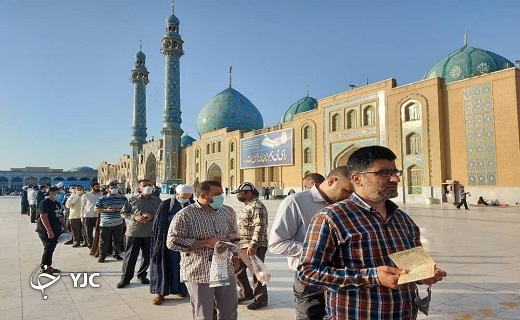 آغاز حضور پرشور مردم قم پای صندوق های رای+تصاویر