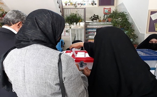 حضور پرشور و حماسی مردم اردبیل در پای صندوق&zwnj;های رأی+تصاویر
