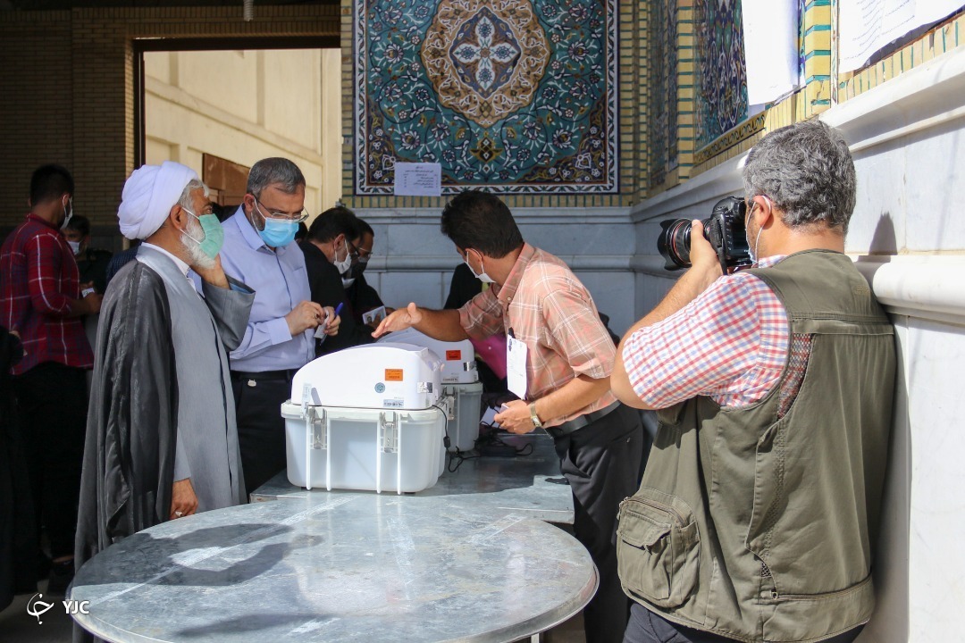 تجلی قرار همدلی مردم فارس در انتخابات سال ۱۴۰۰ + فیلم و تصاویر تجلی قرار همدلی مردم فارس در انتخابات سال ۱۴۰۰ + فیلم و تصاویر
