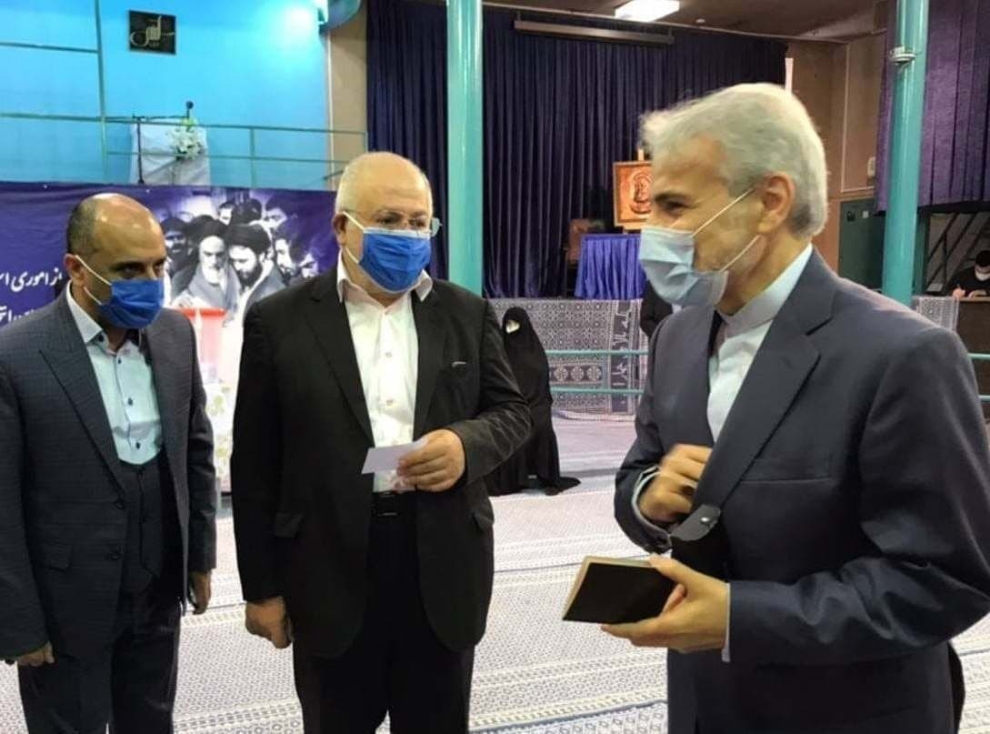 حضور شخصیت های سیاسی در پای صندوق رای محمدباقر نوبخت