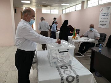 حضور پرشور ایرانیان خارج از کشور در انتخابات ریاست جمهوری + عکس