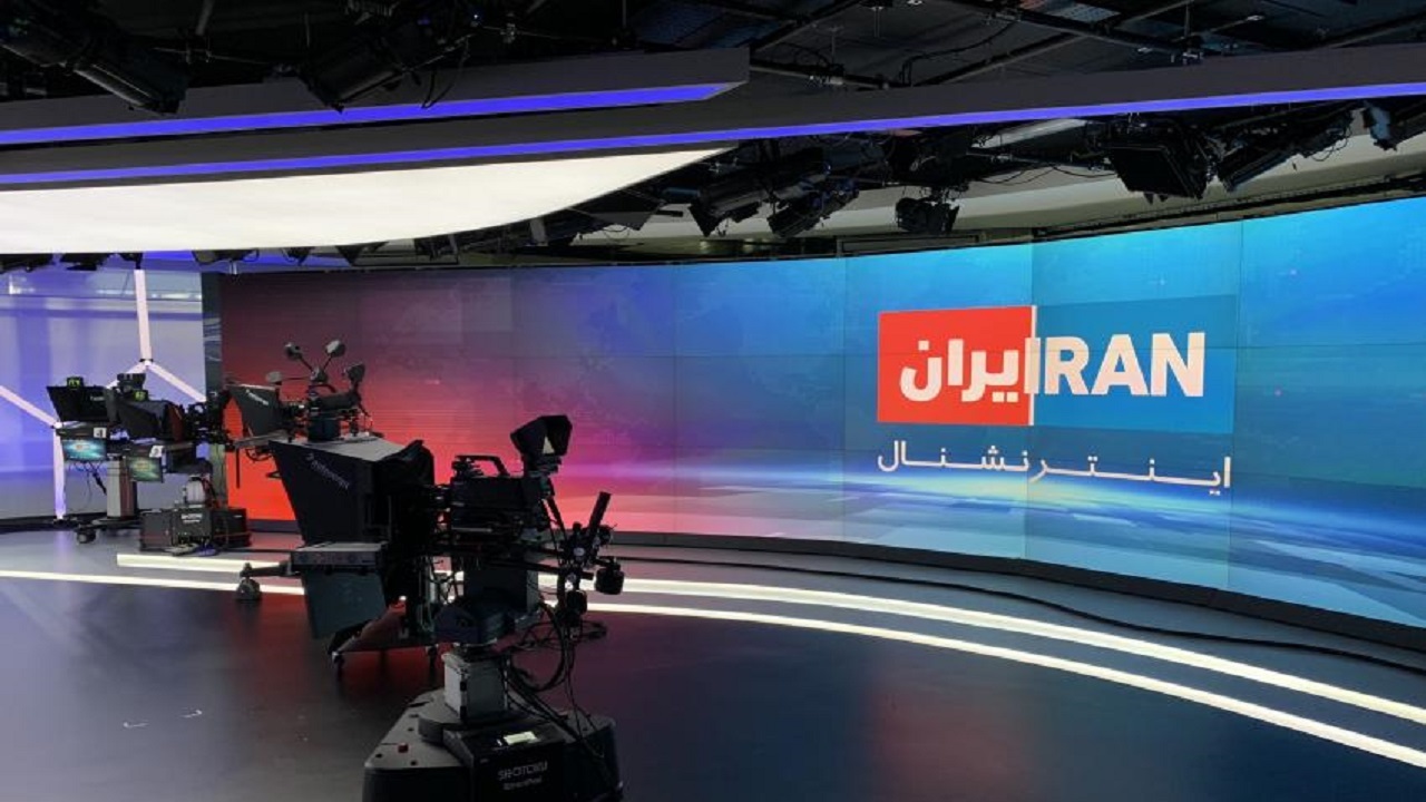 گل به خودی انتخاباتی کارشناس اینترنشنال در برنامه زنده + فیلم