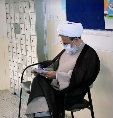 مداحان و سخنرانان رأی خود را به صندوق انداختند+ تصاویر