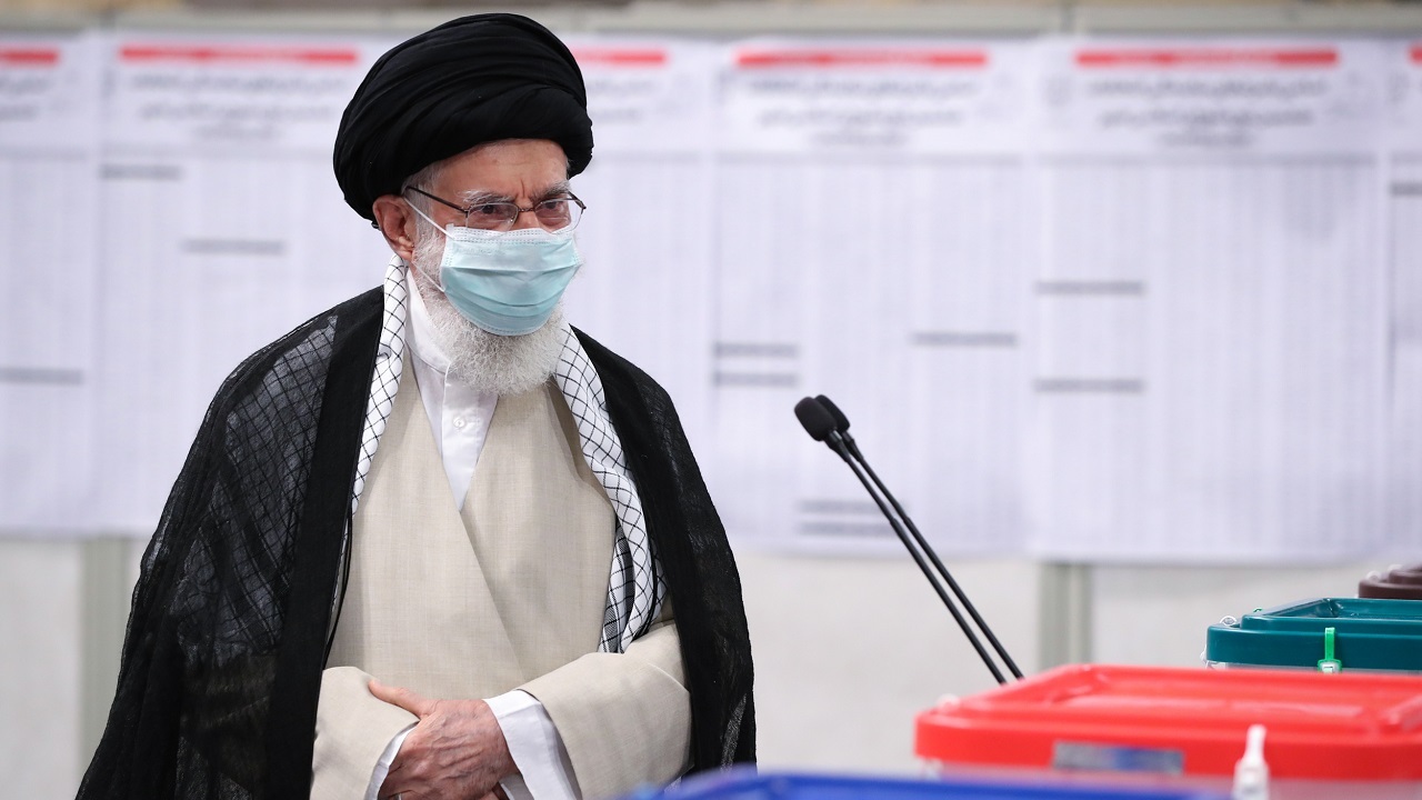 ۱۰ نکته مهم از بیانات رهبر انقلاب پس از شرکت در انتخابات ۱۴۰۰