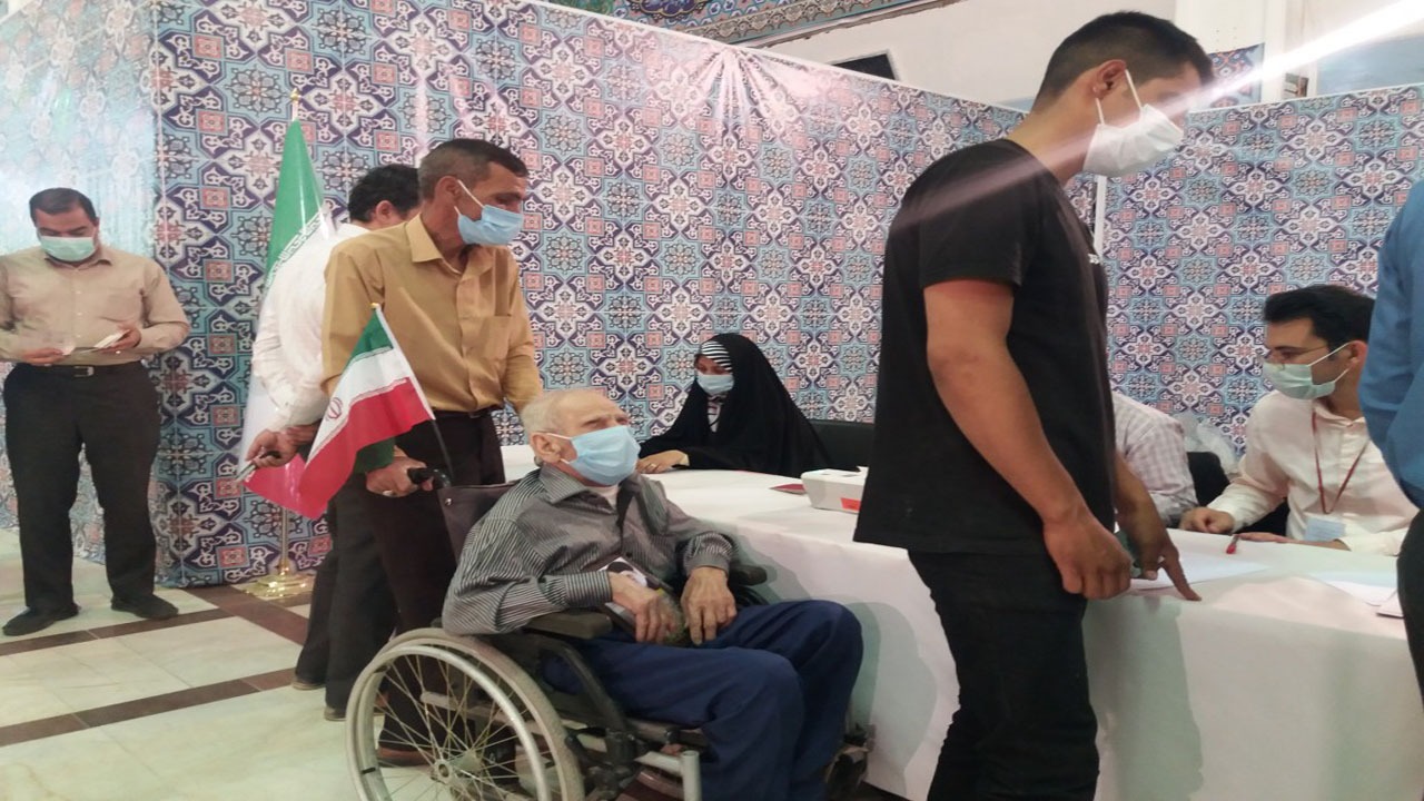 از ابتدای صبح تا کنون ۶۰۰ هزار نفر در کرمان رای داده اند