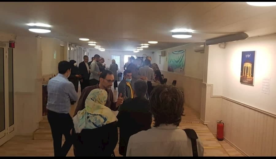 حضور پرشور ایرانیان خارج از کشور در انتخابات ریاست جمهوری ۱۴۰۰ + عکس