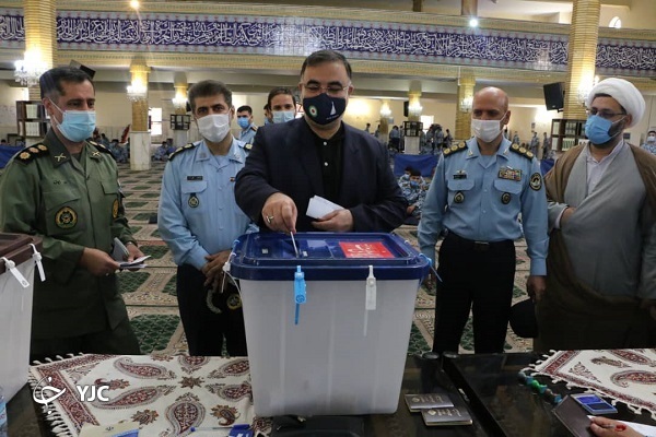 حضور فرماندهان ارشد ارتش جمهوری اسلامی ایران در انتخابات ۱۴۰۰
