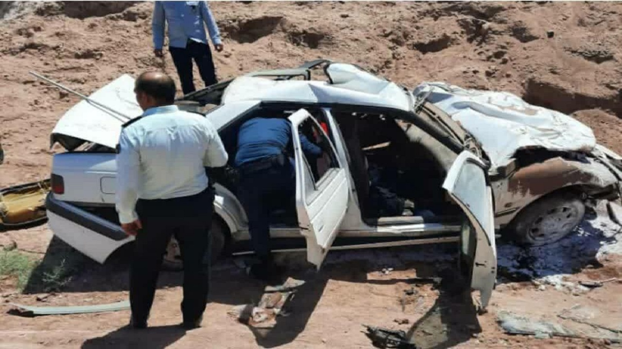 واژگونی پژو در محور آرادان یک کشته برجای گذاشت