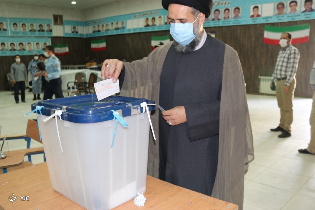 انتخابات در پادگان ها و مکان های نظامی