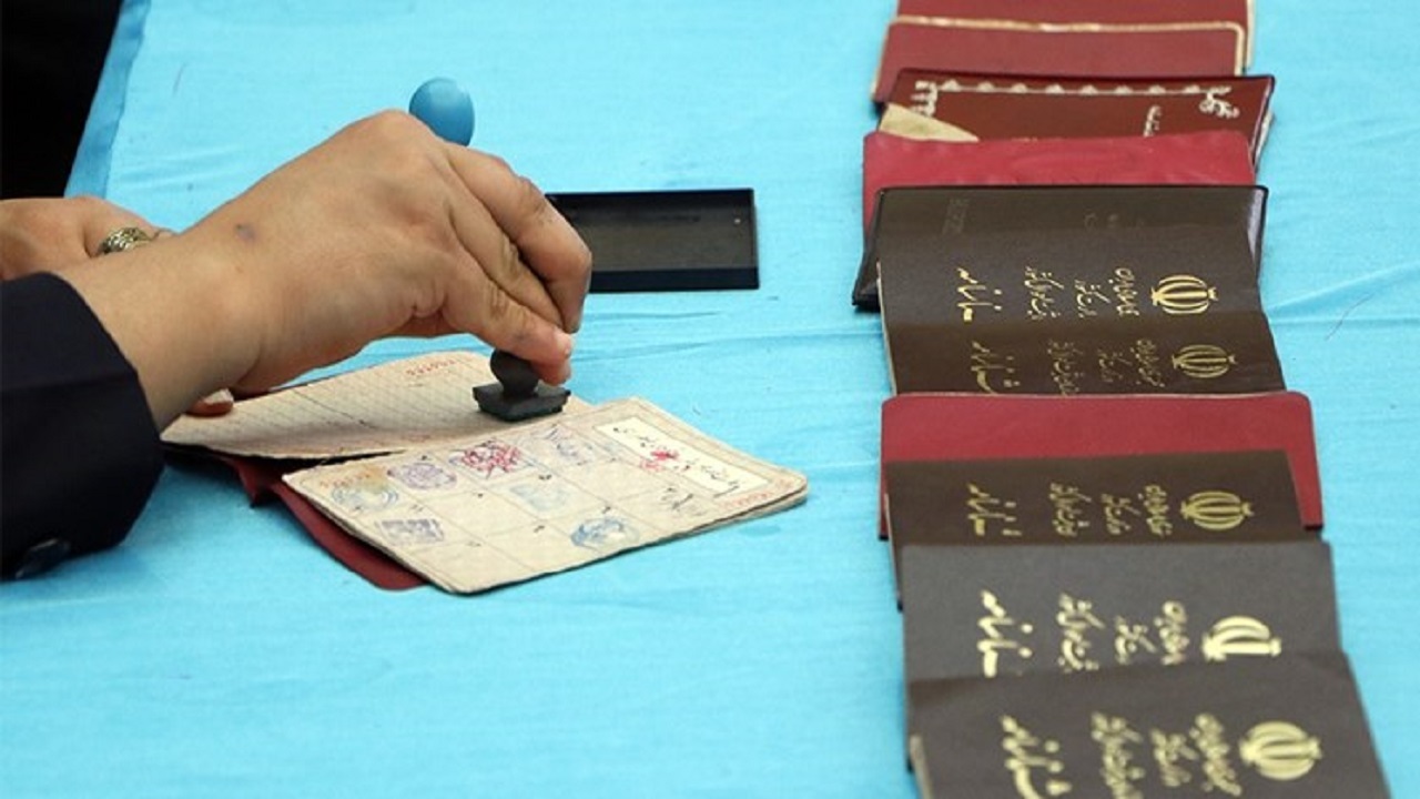 ادارات و بانک‌های محل رای گیری در ایلام تعطیل شدند