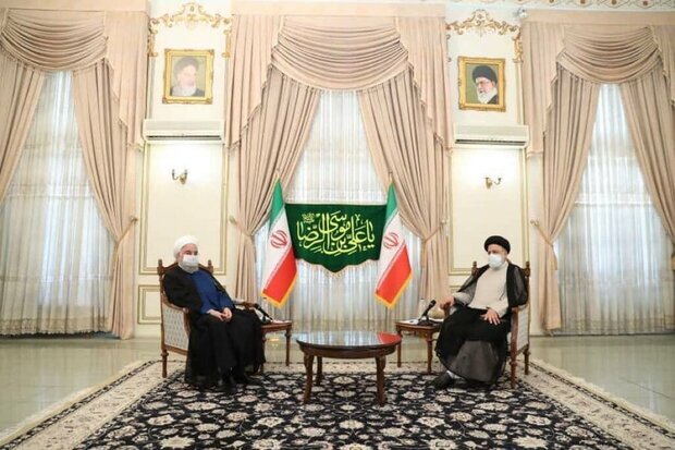 روحانی به دیدار رئیس‌جمهور منتخب رفت+ تصاویر