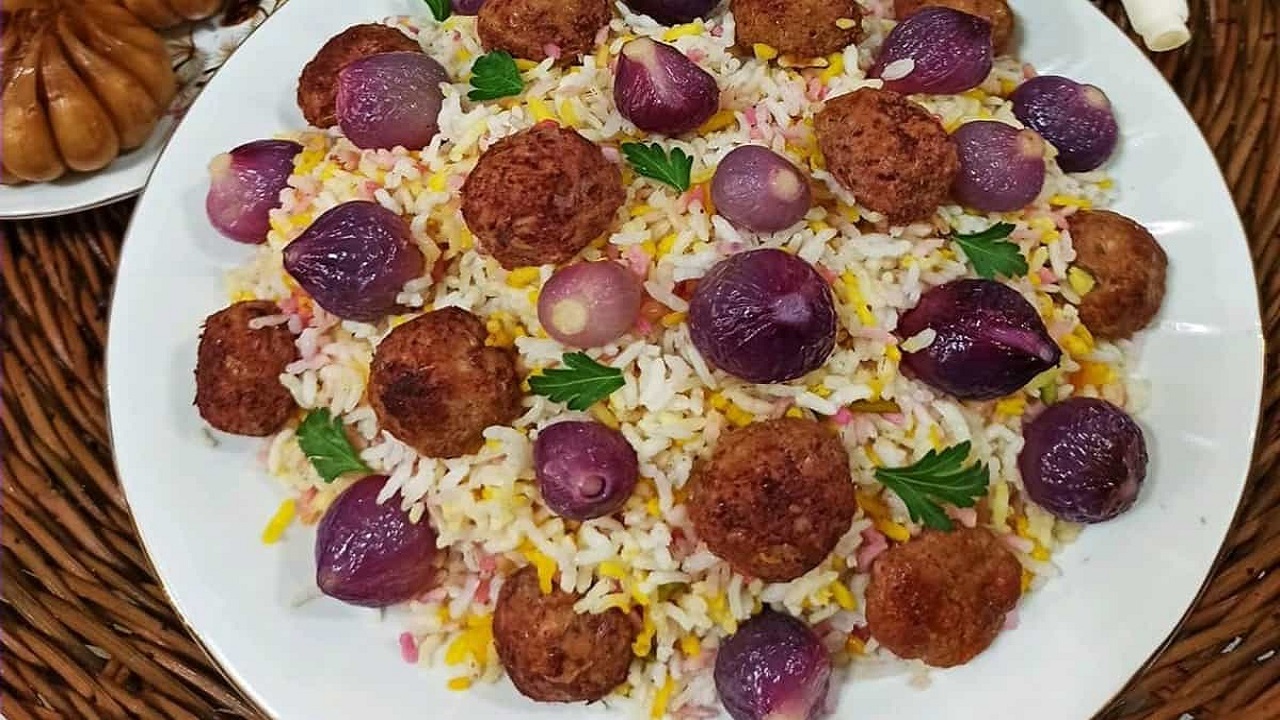 طرز تهیه پیاز پلوی اردبیلی؛ خوشمزه و پرطرفدار