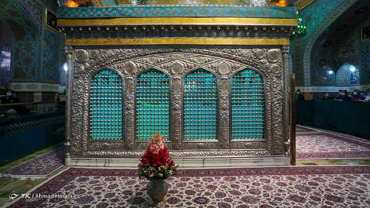 اعمال و زیارات مخصوص شب ولادت امام رضا(ع) + دانلود