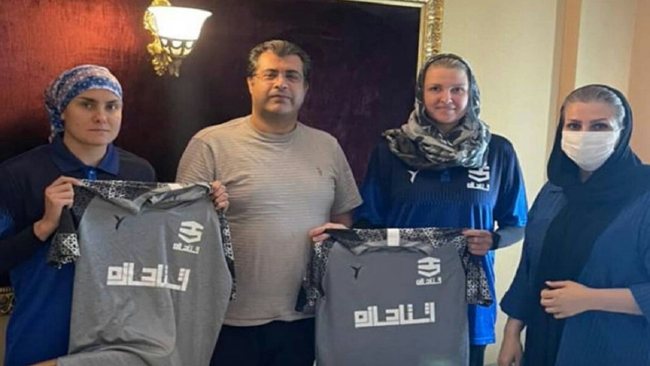 دو هندبالیست روس به تیم بانوان اشتاد سازه مشهد پیوستند