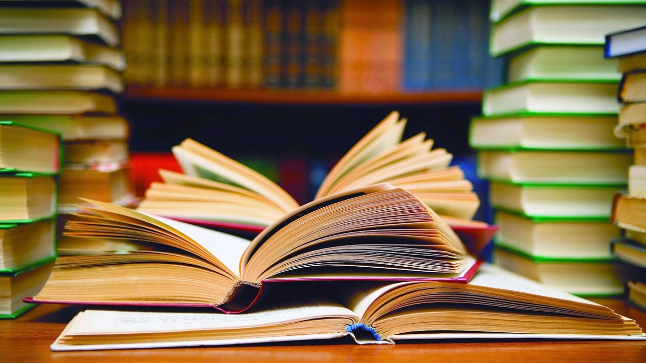 فروش ۱۸۰ میلیون تومانی کتاب‌فروشی‌های زنجان در طرح بهارانه کتاب