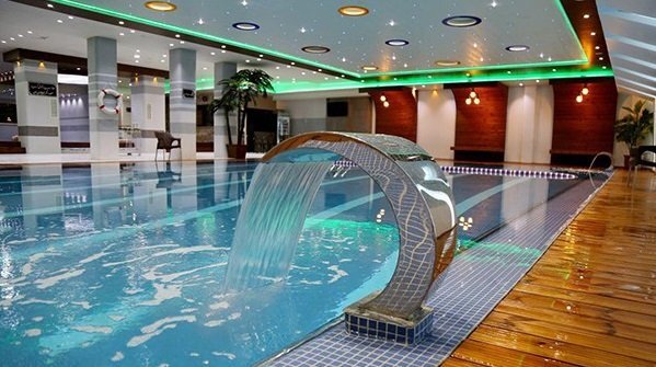 زارع//// گزارش///نحوه برخورد قانو با استخرهای لاکچری چگونه است