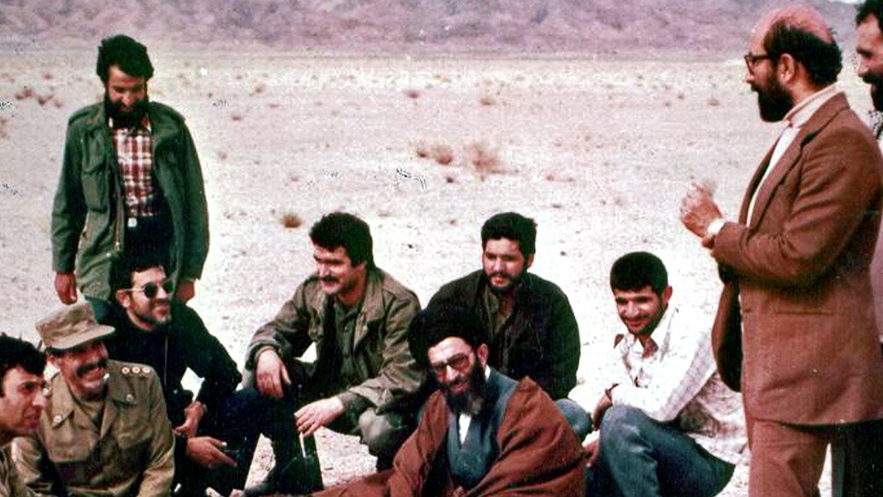 امام خمینی (ره): مثل چمران بمیرید