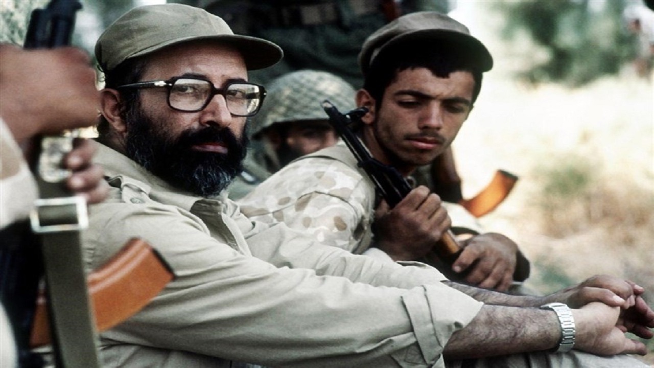 ماجرای حضور دلهره‌‌آور شهید چمران در برابر دشمن/ چرا شهید چمران رژیم بعث را «کور» می‌دانست؟+فیلم