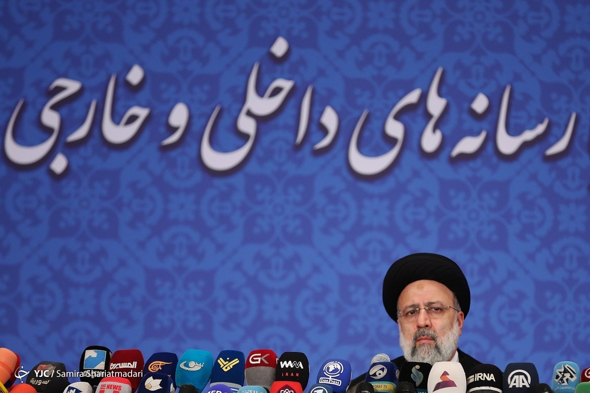 در نخستین نشست خبری هشتمین رئیس جمهور منتخب چه گذشت؟ + فیلم