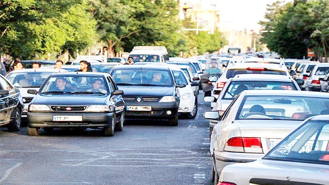 افزایش محسوس تردد خودروها در نقاط تفریحی و گردشگری همدان