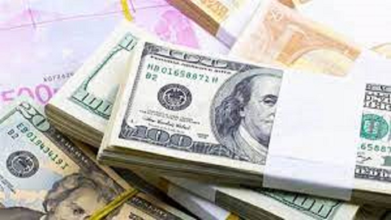 کاهش نرخ ارز در بازار؛ قیمت دلار ۲۲ هزار و ۲۹۰ تومان است