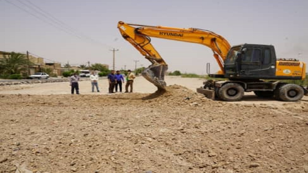 آغاز عملیات احداث پارک خطی شهرک شهید رجایی
