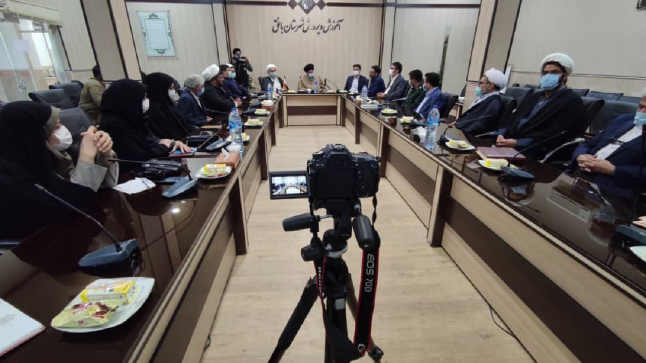 خوش خبری فرماندار بافق برای نویسندگان و هنرمندان بومی