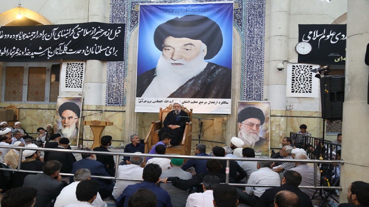 آیین گرامیداشت سالگرد ارتحال آیت الله بروجردی درقم برگزار شد