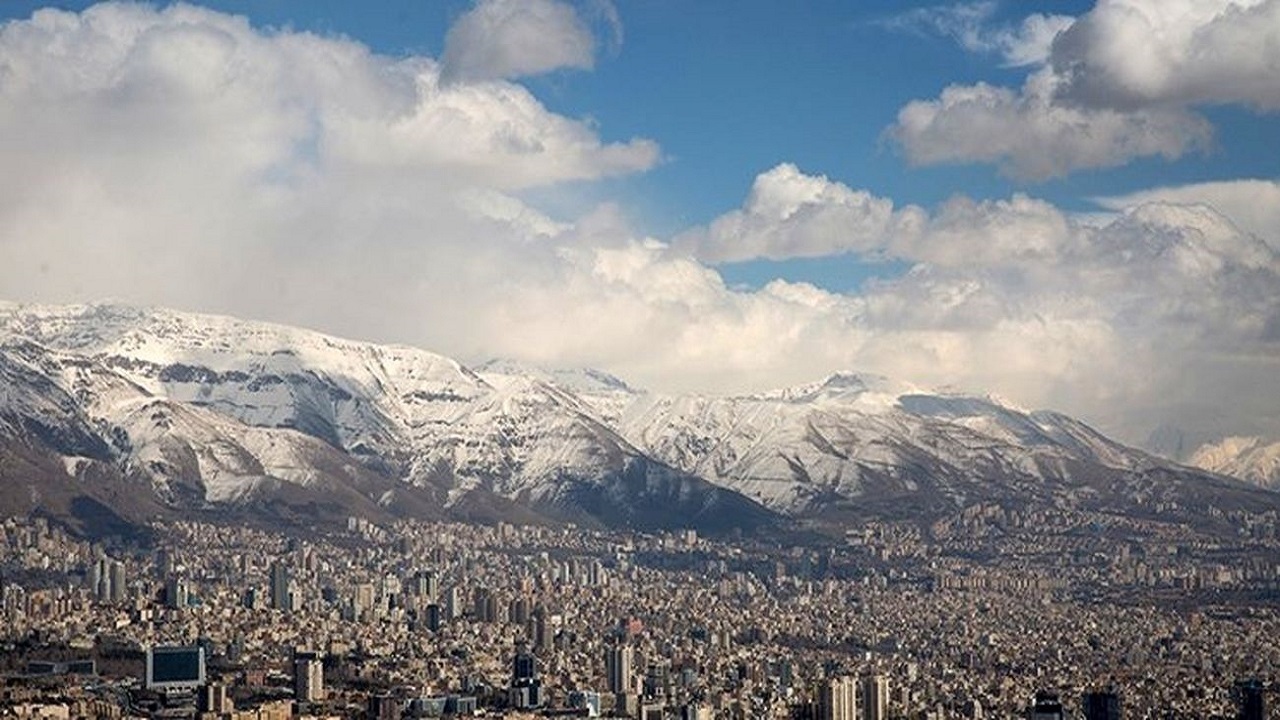 باران هوای تهران را به وضعیت قابل قبول رساند