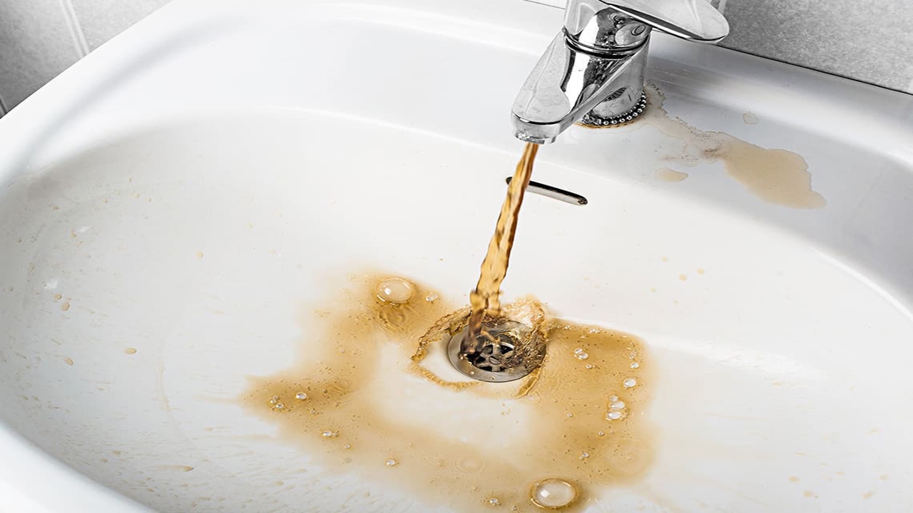 دلیل تغییر رنگ آب شرب در برخی مناطق مهاباد چه بود؟
