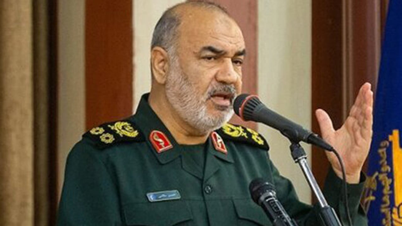 صحبت‌های شنیدنی فرمانده سپاه پاسداران در خصوص وزارت اطلاعات + فیلم