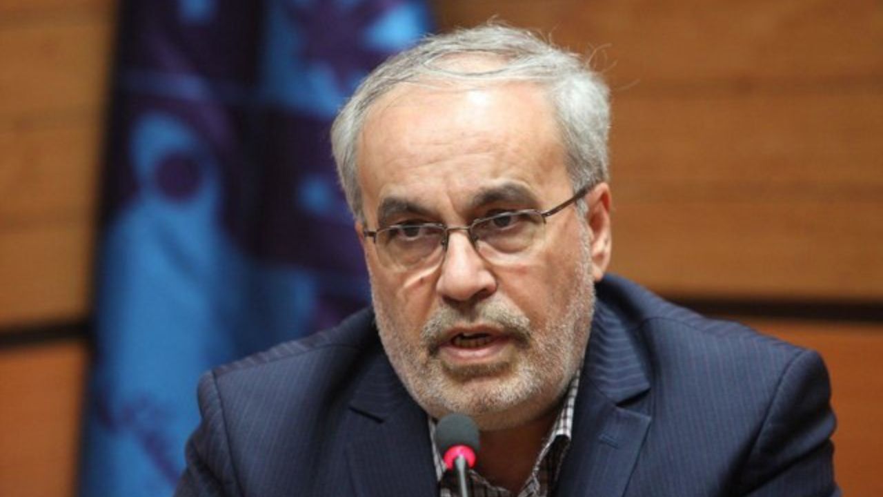 احمدی‌نژاد و موسوی بعد مناظره درگیری لفظی داشتند/ شرایط بیرونی بر مناظره‌های ۸۸ تاثیر گذاشت/ مناظره‌های احمدی‌نژاد سخت‌ترین مناظره‌ها بود