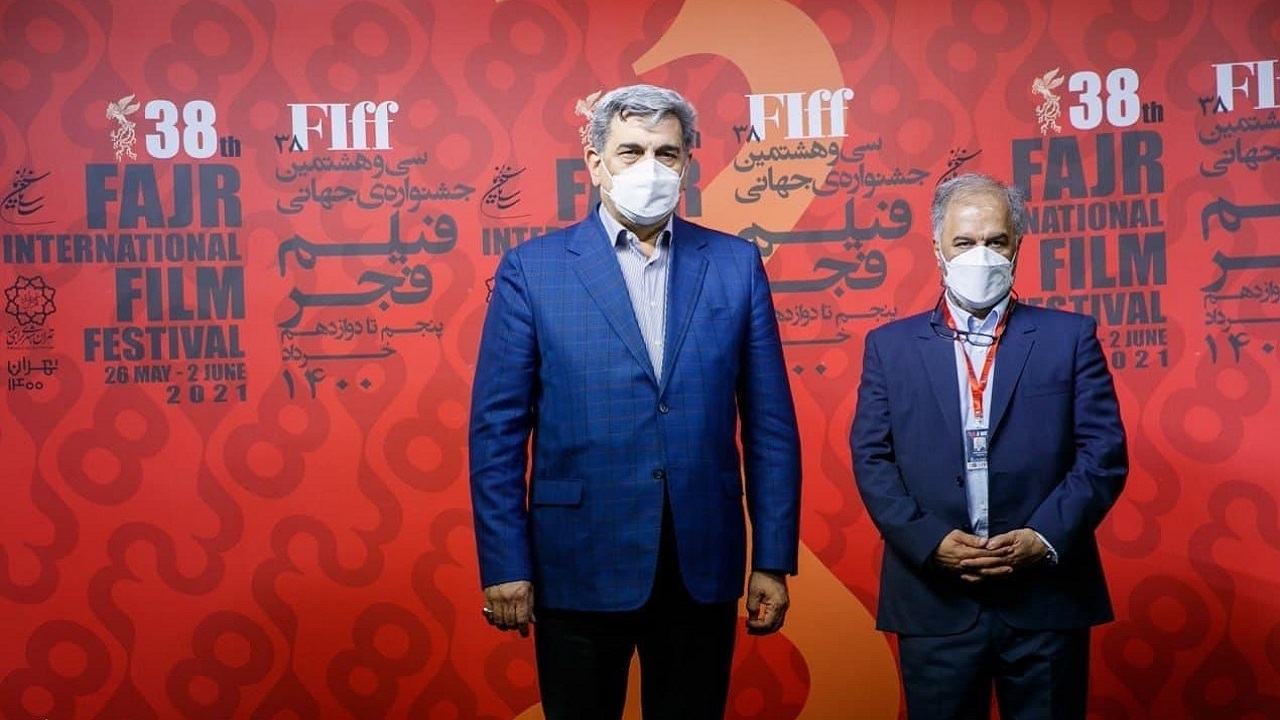 شهردار تهران از سی‌وهشتمین جشنواره جهانی فیلم فجر بازدید کرد