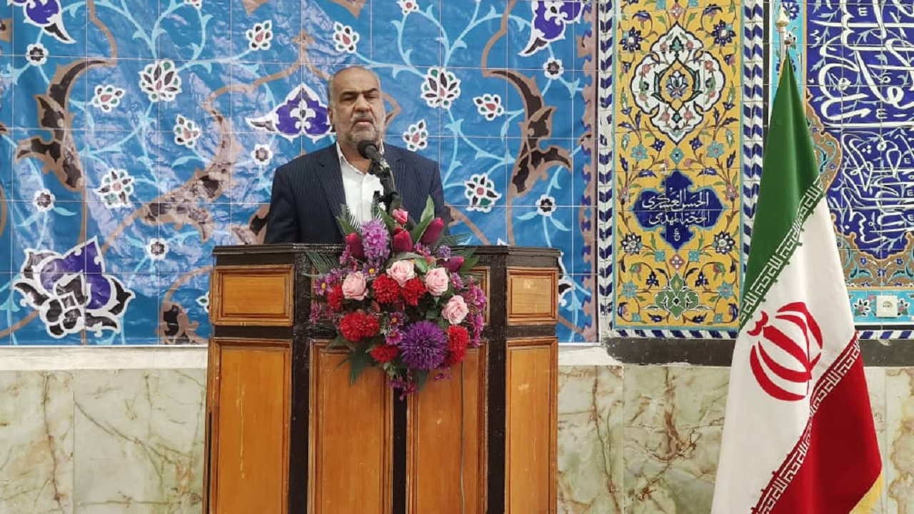 مردم با حضور حداکثری در انتخابات فرد اصلح را انتخاب کنند