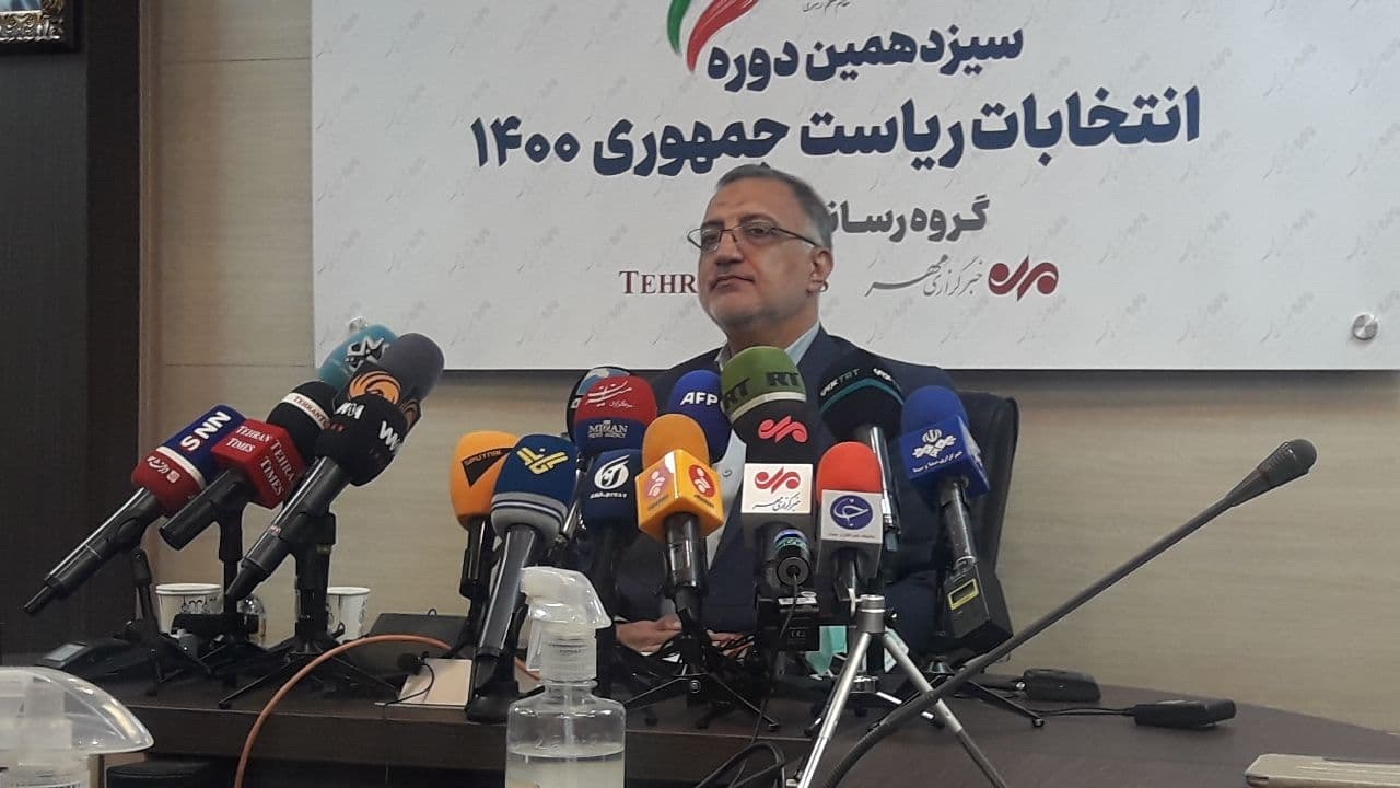 اقتصاد ما اسما مردمی است، ولی رسما دولتی است/افشای نام ۲۰ نفر از مفسدان/با تصویب ۲۰ دقیقه‌ای برجام مخالف هستم/مسئولان ما درد مردم را ندارند