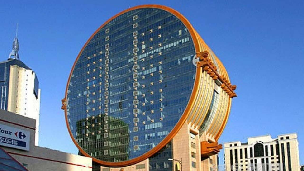 بلندترین ساختمان گرد جهان در چین + فیلم