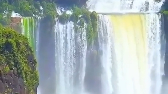 ایگواسو، آبشاری که  ۳ برابر از آبشار نیاگارا بزرگ‌تر است + فیلم