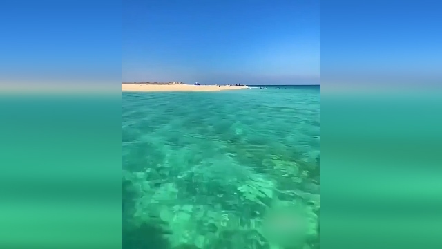 جزیره‌ای خالی از سکنه در هرمزگان + فیلم