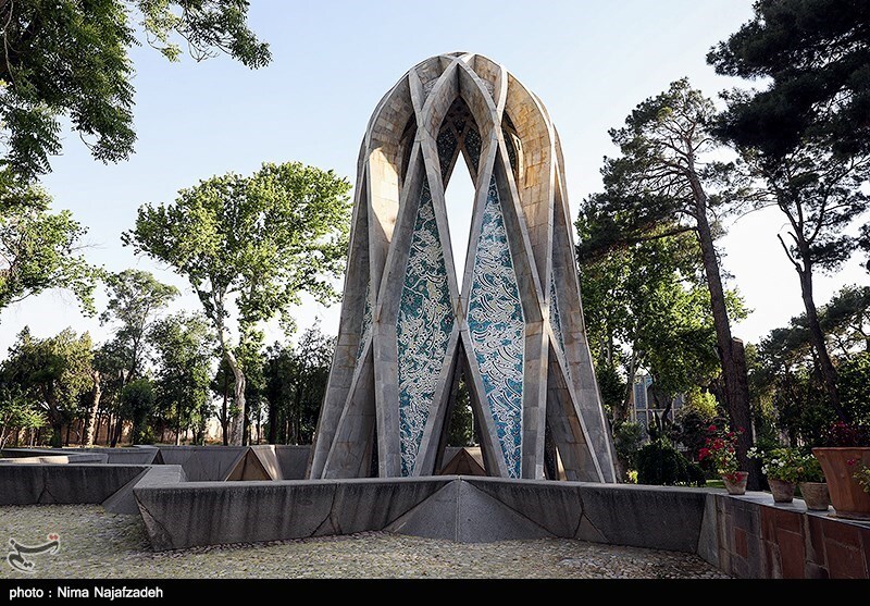 مقبره شاعران