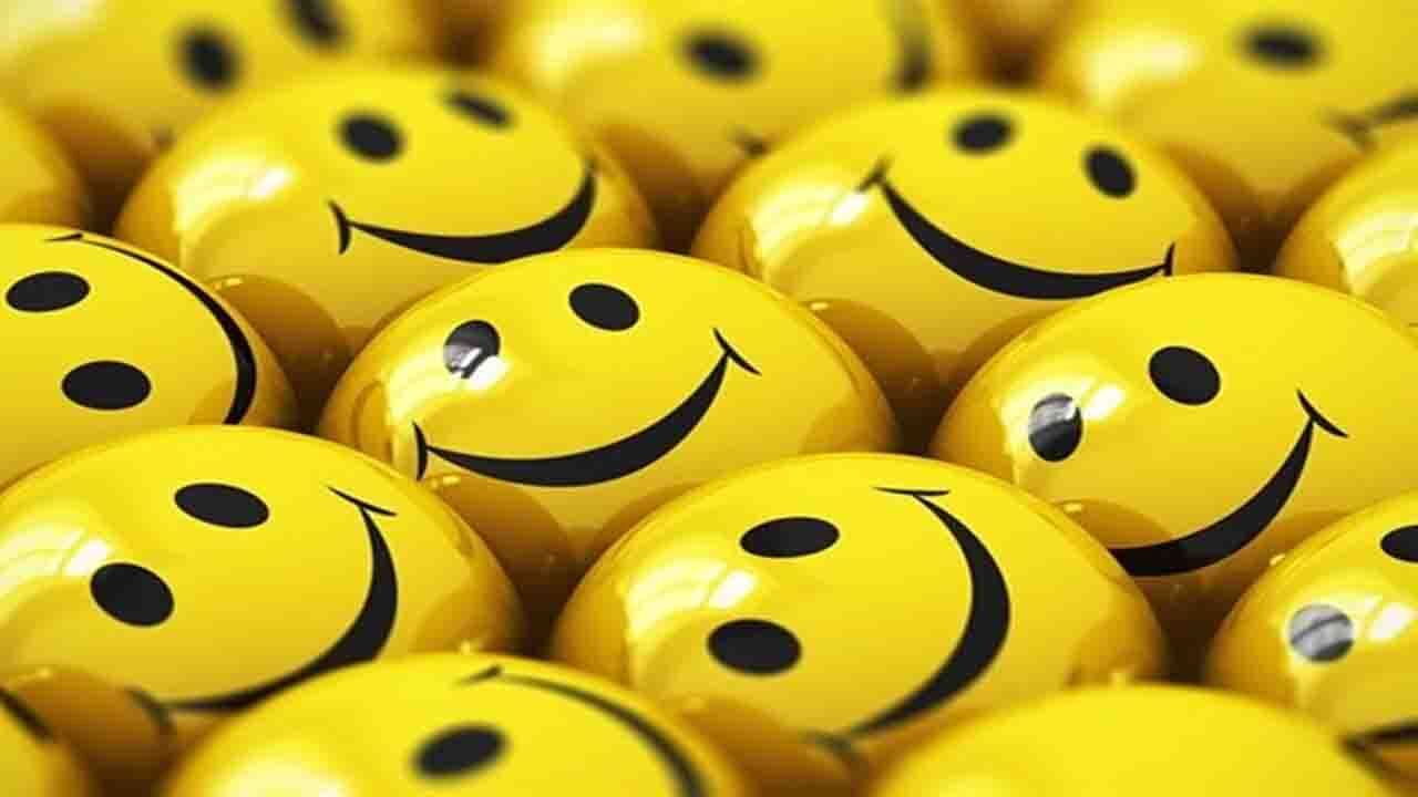 چطور خودمان را بین استرس‌های روزمره شاد کنیم؟
