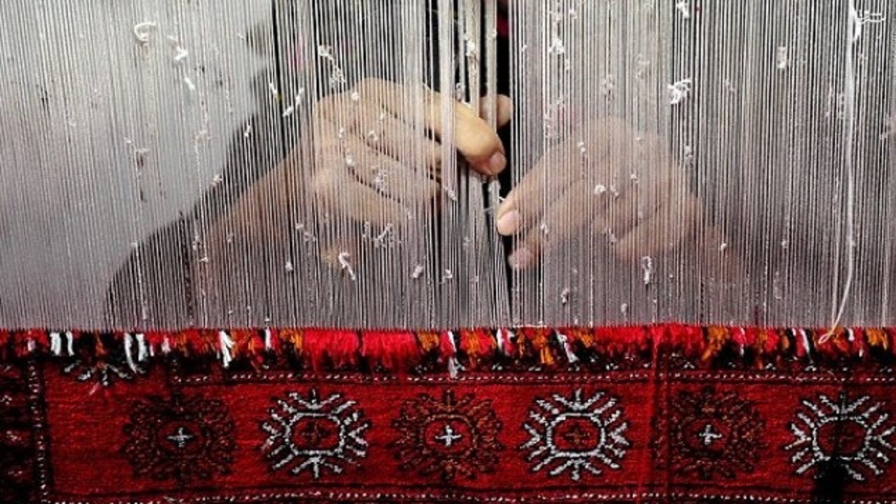 گره کور بر تار و پود بازار فرش مشهد