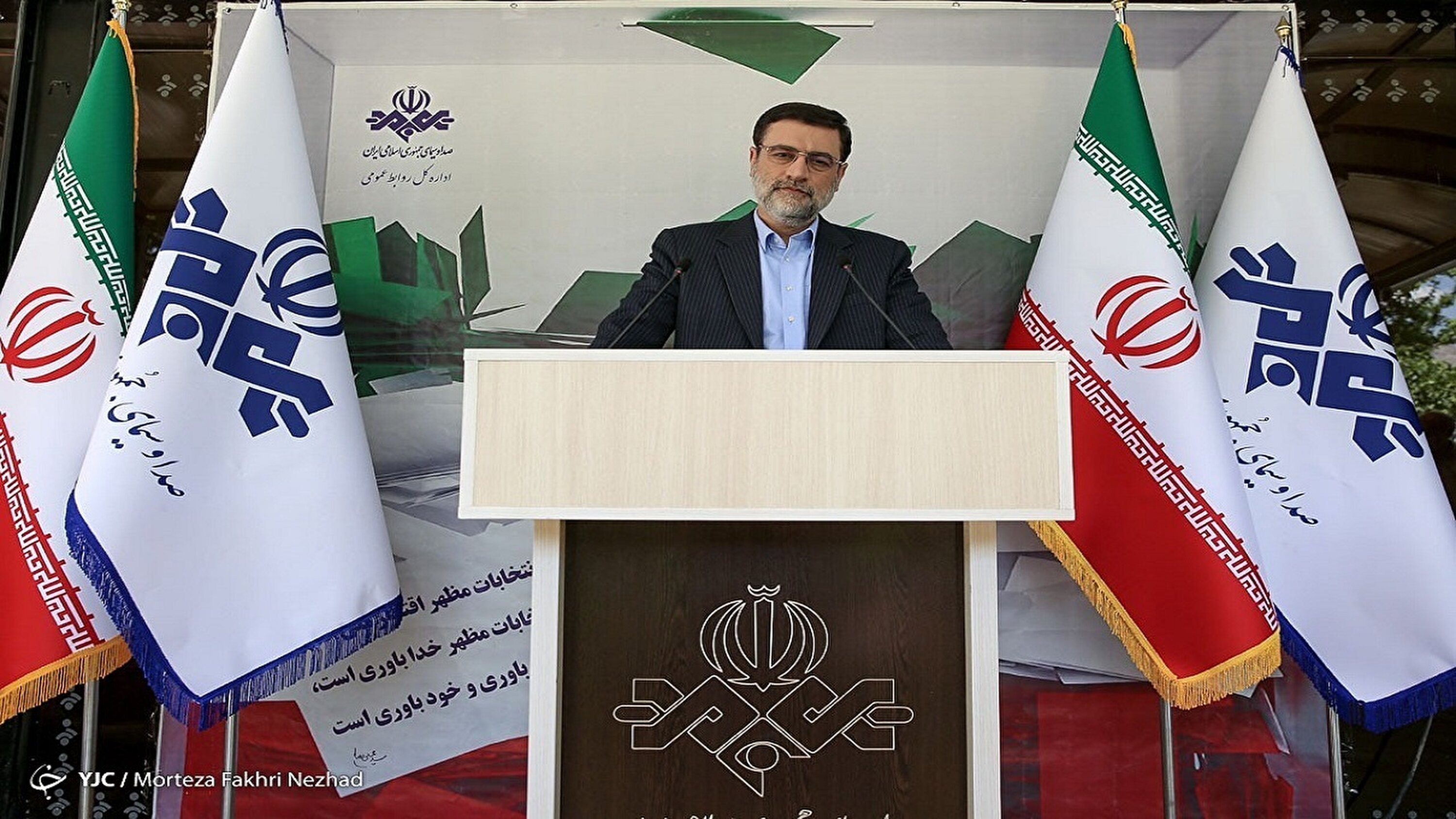 پس از ۴ سال تورم را به زیر ۵ درصد می‌رسانم