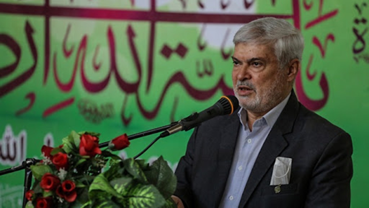 در گام دوم انقلاب باید به جوانان میدان داد