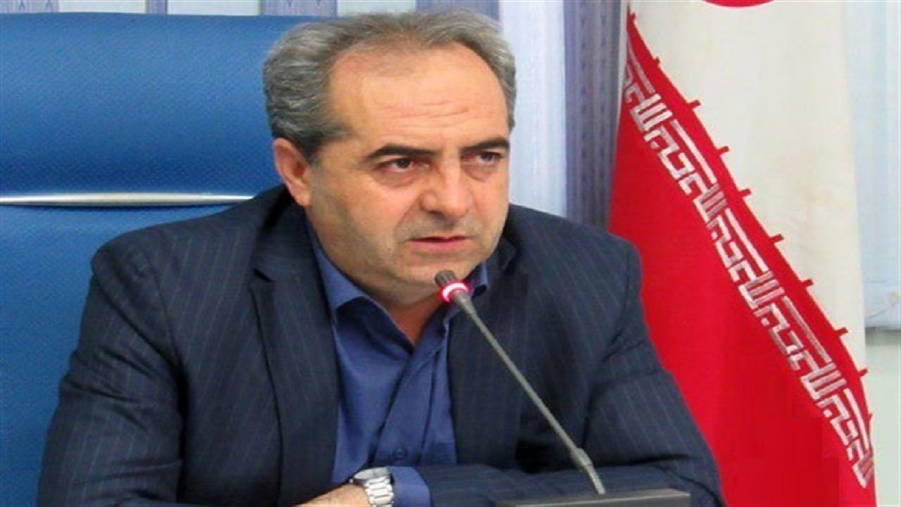 از کارآفرینی و تولید در قم پشتیبانی شود