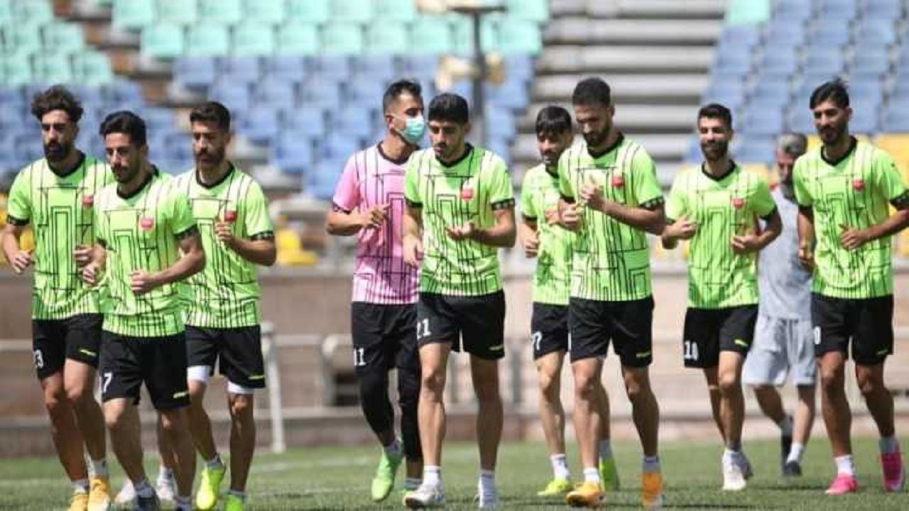 گزارش تمرین پرسپولیس / تمرین سبک سرخپوشان در زمین چمن و سالن بدنسازی