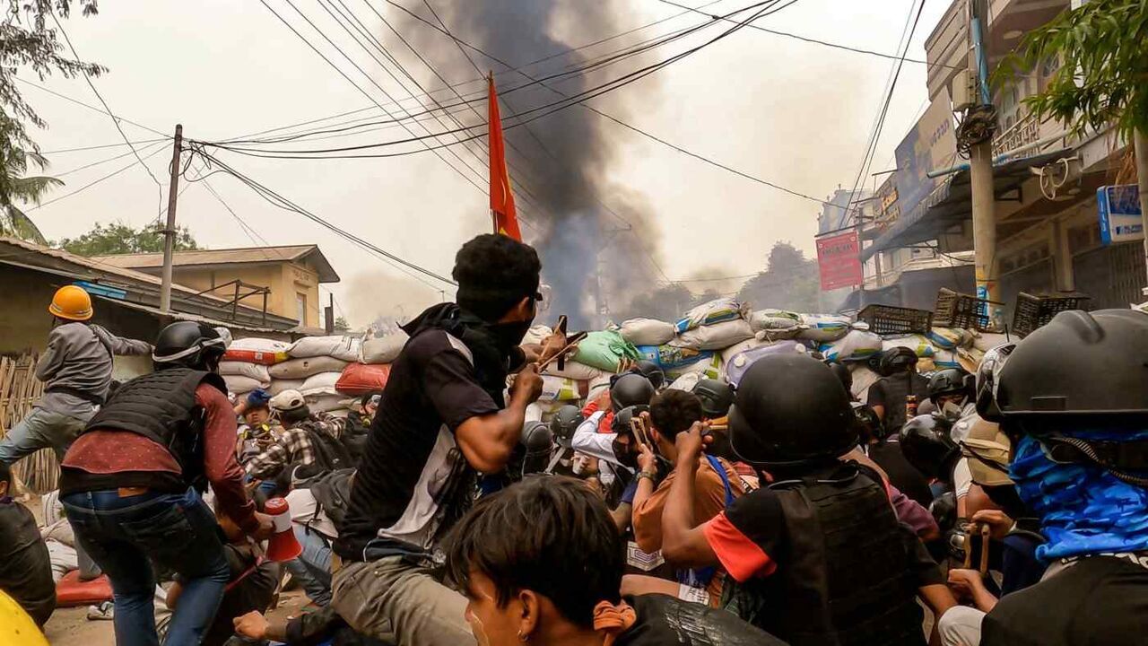 کشته شدن ۴ تن از مخالفان در میانمار