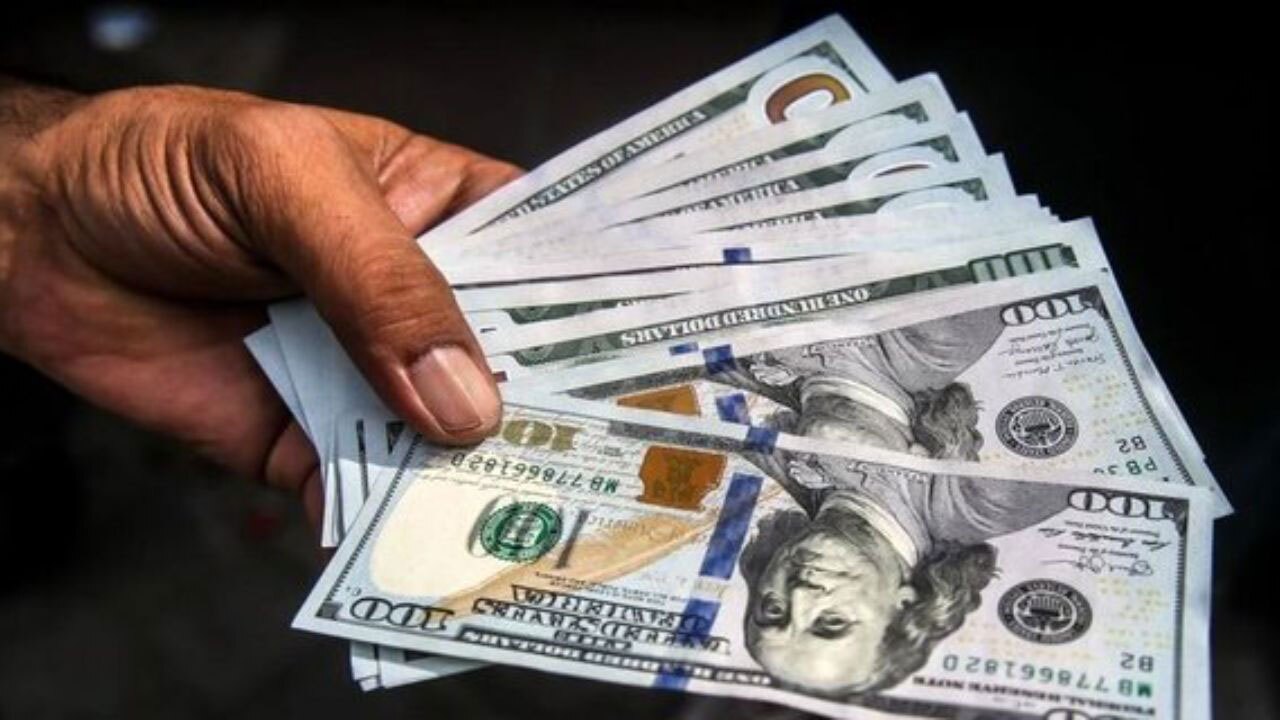 روشی جالب برای تشخیص دلار اصلی از تقلبی، با استفاده از آهنربا + فیلم