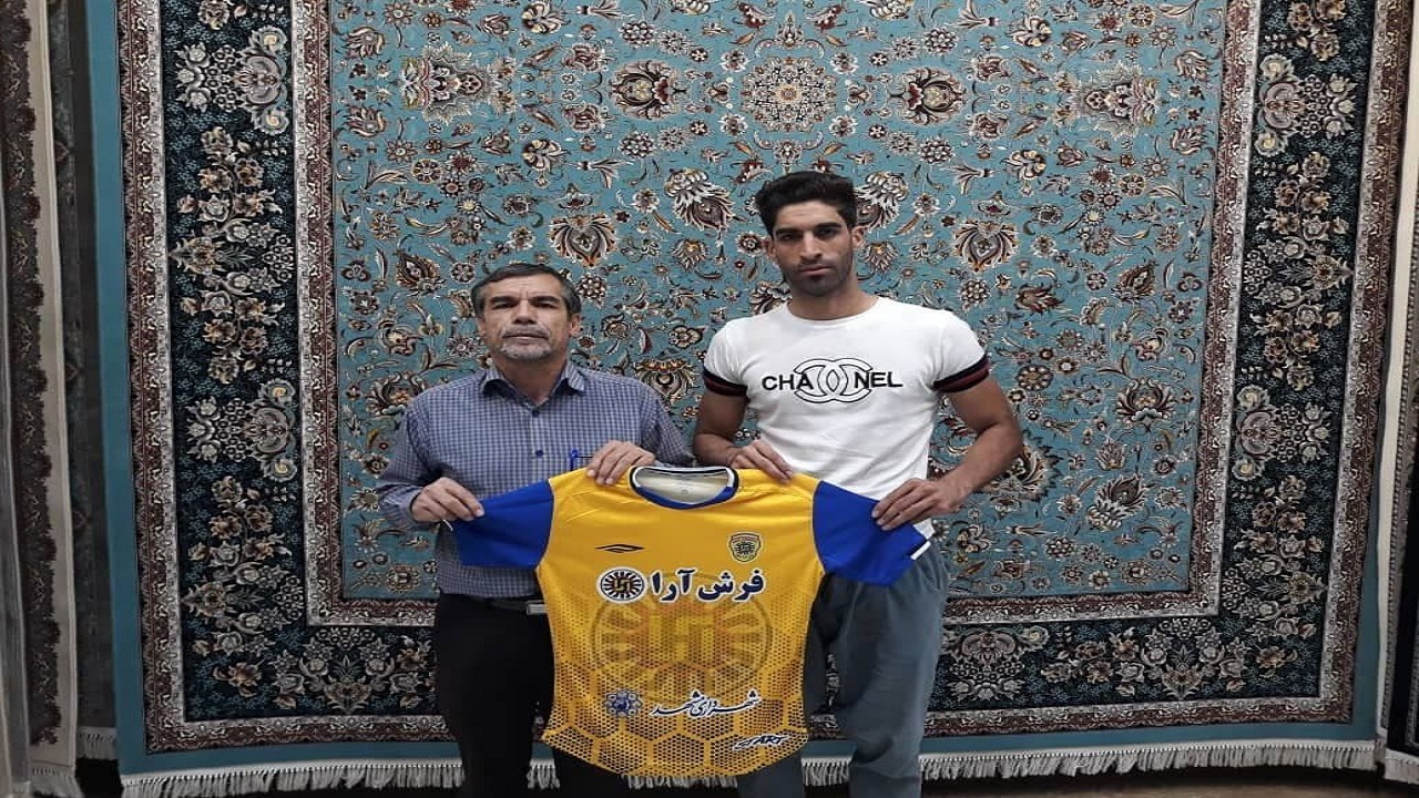 بازیکن فصل گذشته تیم فوتسال کوثر اصفهان به فرش آرا پیوست