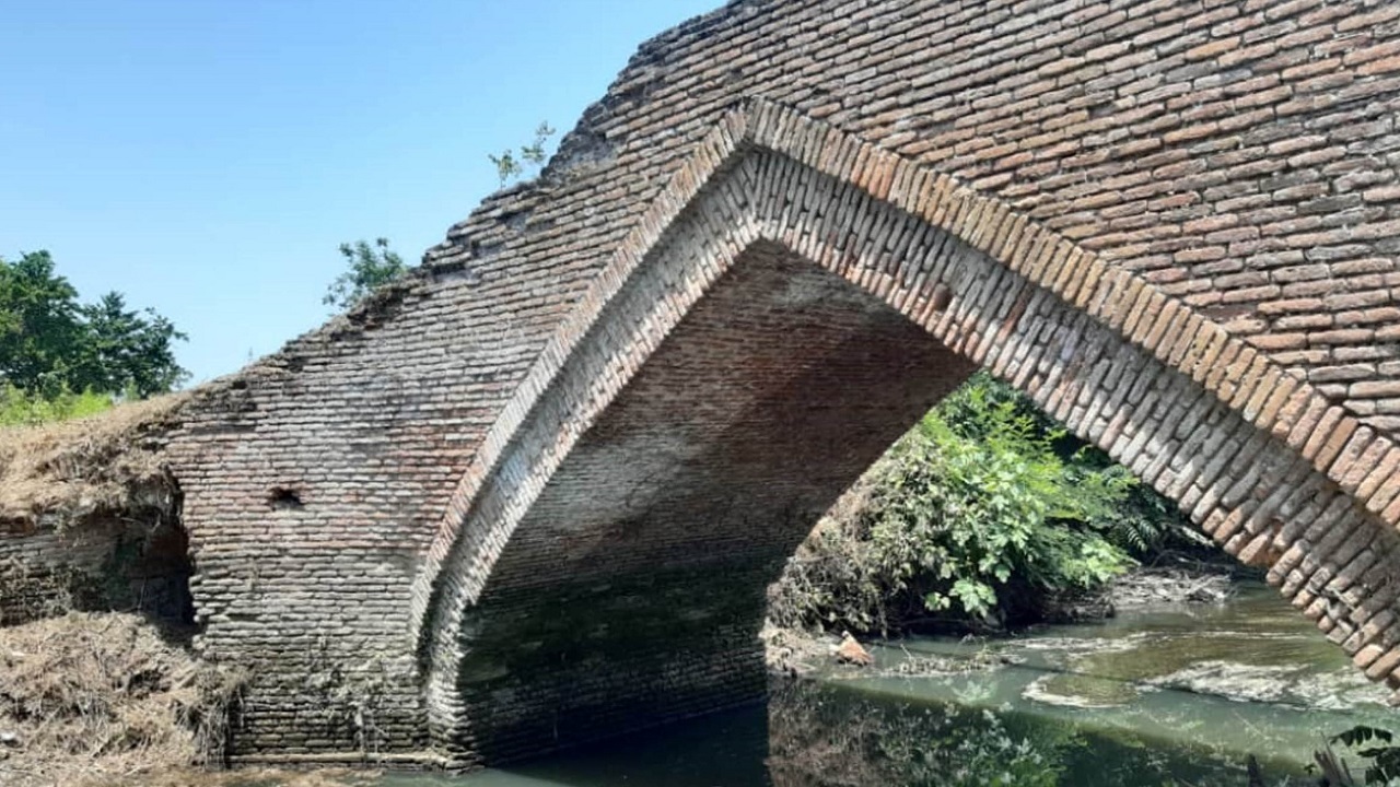 آغاز عملیات مرمت ۳ پل تاریخی شهرستان صومعه‌سرا